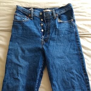 Levi's Ribcage Straight Ankle Jeans size 30
